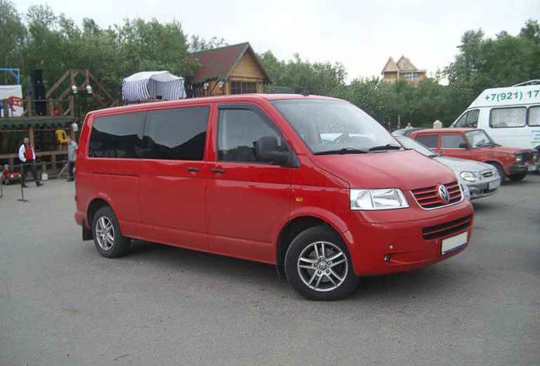 Заказ микроавтобуса для перевозки людей из Екатеринбург в Челябинск